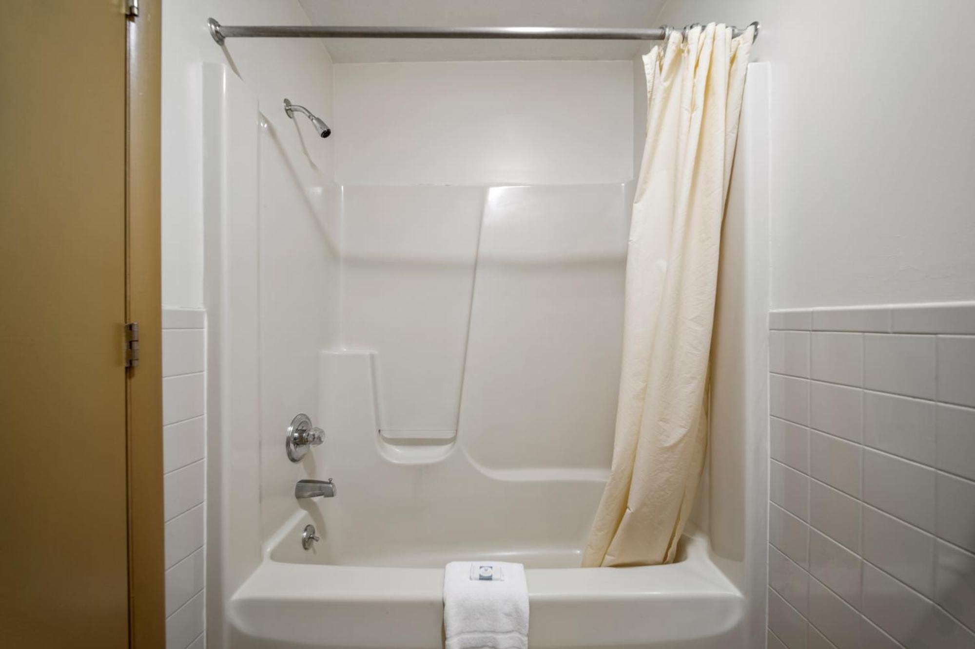 Executive Inn Cass City Esterno foto
